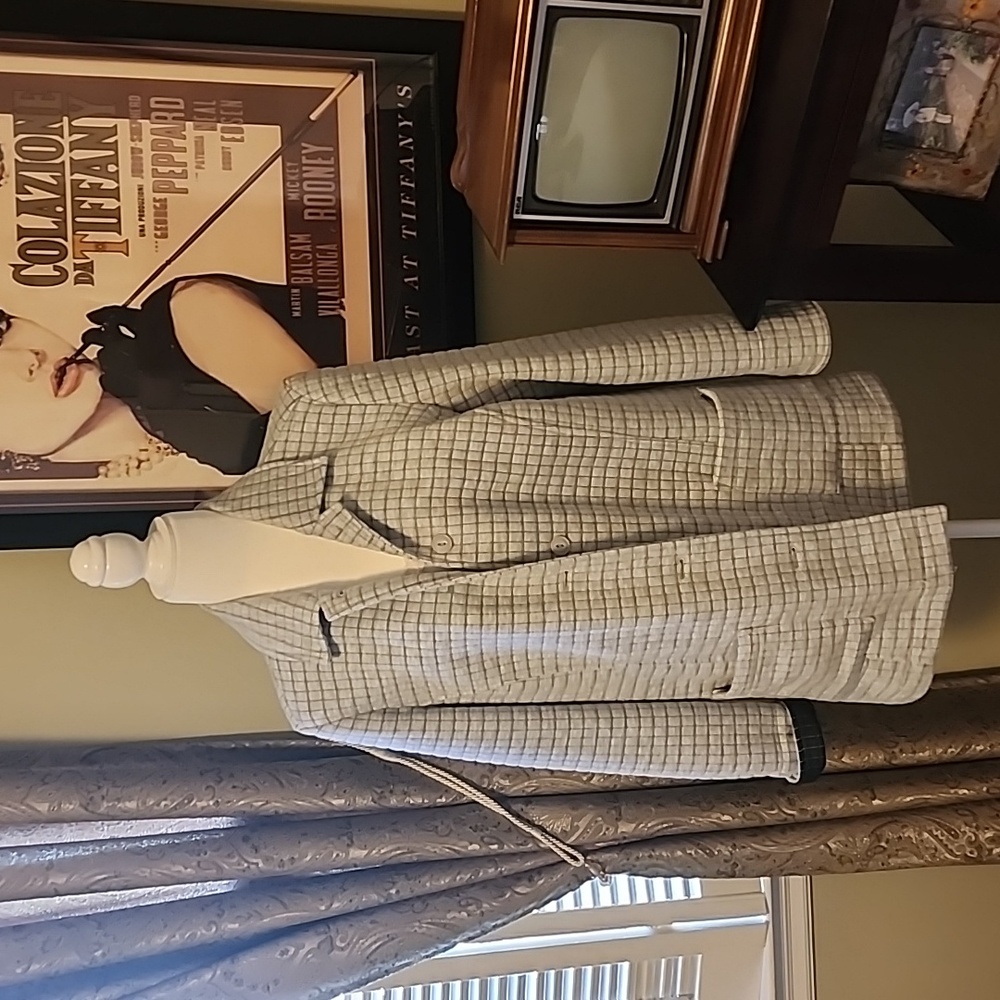 Jacket - Picture 1 of 3